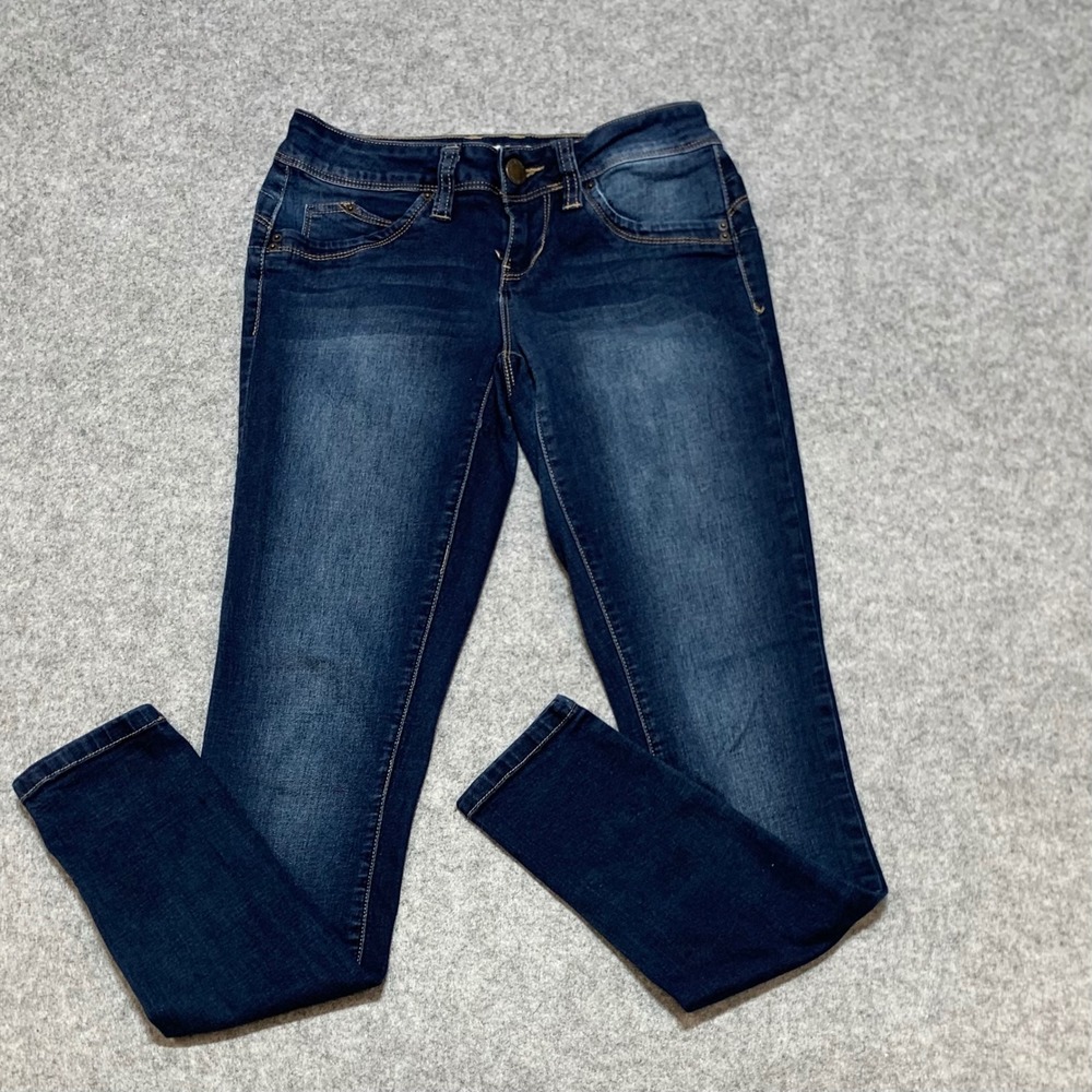 YMI Wannabettabutt Women Dark Wash Low Rise Skinny Jeans Size 3 Stretch Denim
